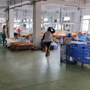 东莞乐诚服装有限公司