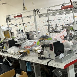 四川聚德欣服饰