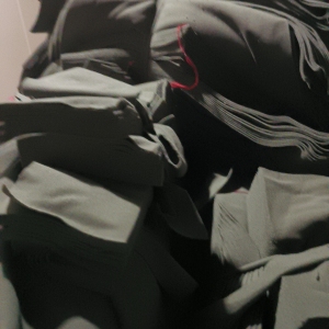 基鸿制衣有限公司