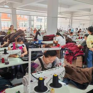 师宗县众益服装加工厂