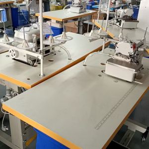 中山市诚伊服装厂