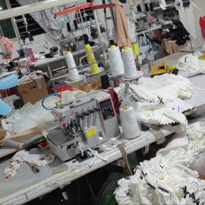 艾雨欣服装有限公司