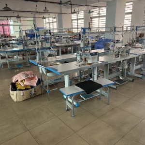 东莞市续发服饰有限公司