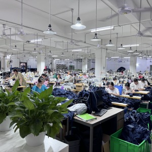 中山市一战到底服饰有限公司