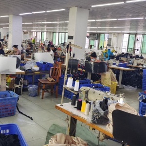 东莞市非凡帽业有限公司