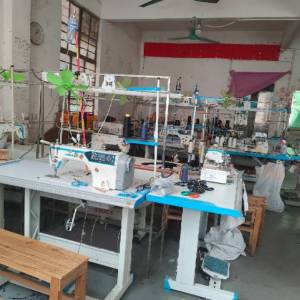 广州琪宝莉服饰