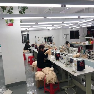 深圳市衣丽佳人时装有限公司