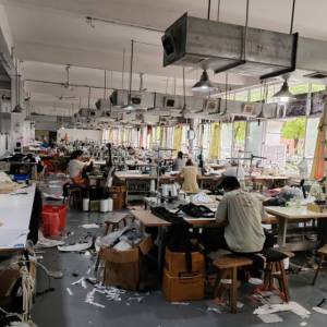 武汉上品伟业制衣有限公司