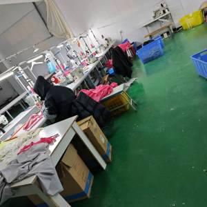 桐城市军雅服装服饰有限公司