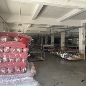 乐梦全自动裁剪中心