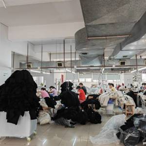 中山市诚伊服饰厂