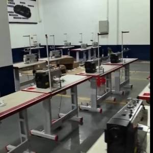 锦盛服装有限公司。