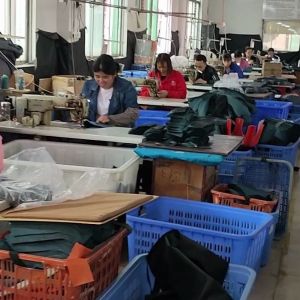 南阳俐洋服饰有限公司