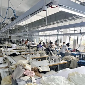 庞盛服饰供应链