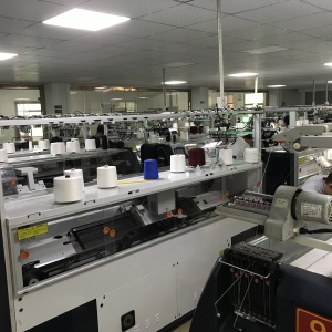 东莞市泓泰服饰有限公司