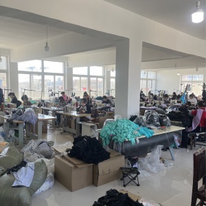 兴城市明月制衣