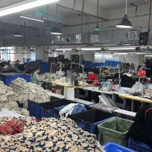 东莞先翔服饰有限公司