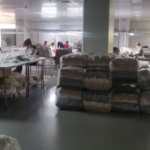 双盈服饰有限公司