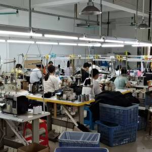 东莞市龙皓服饰