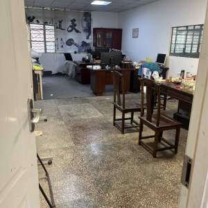 荆门市双和制衣有限公司