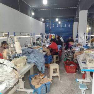 双桂领秀服装厂