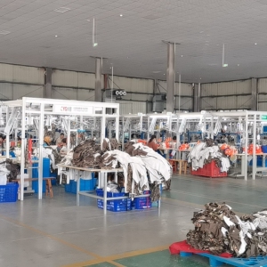 潮北柏奴斯服装有限公司