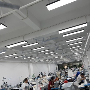 东莞市旺彩服饰有限公司