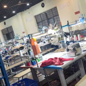 全家福服装工厂