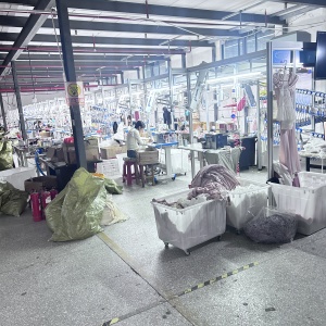 依贝诺服装加工厂