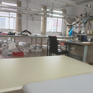 明达中装服饰有限公司