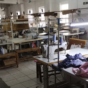 广州市荔湾去卡轩娜服装厂