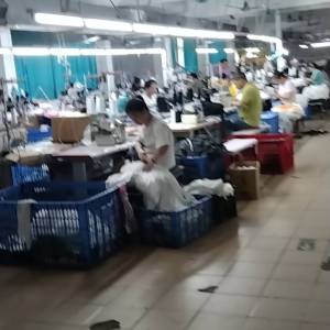 青禾衣语服饰厂