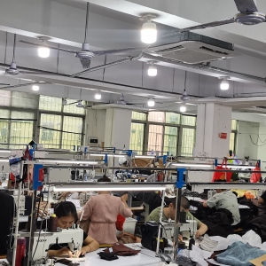 广州尚熠服装科技有限公司