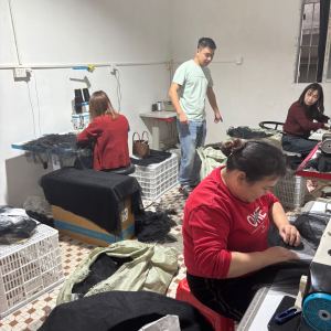 恒信网纱裙加工厂