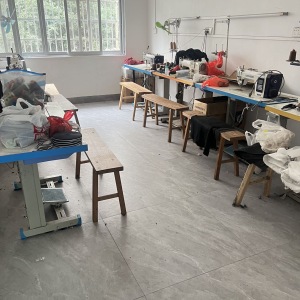 博白丽鑫制衣厂