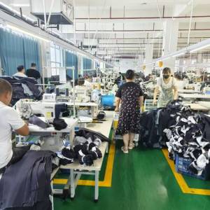 雅莱制衣有限公司