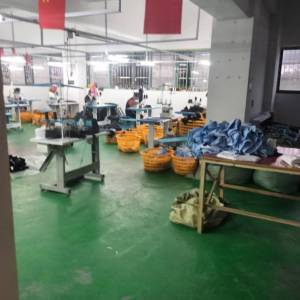 湖南源中源服饰有限公司