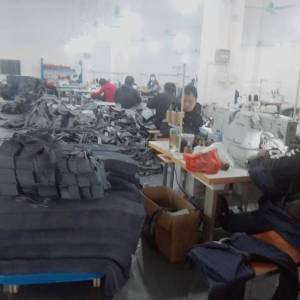 广州九彩服饰有限公司