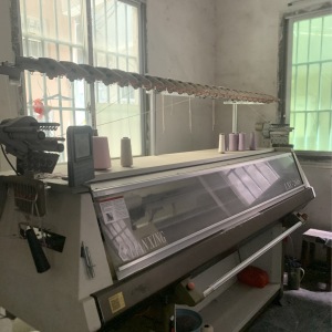 罗袖轻舞很倾城