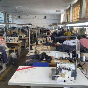 襄阳市一帆服装有限公司