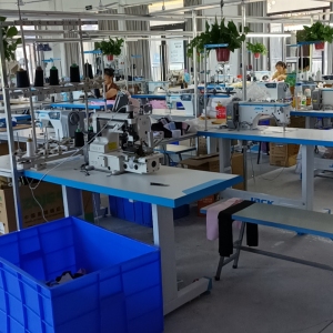 湖南石门县锦艺服装厂