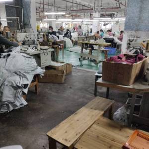 中山市伟晟牛仔制衣厂