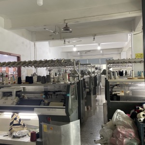 汕头市澄海区金奥毛织服装厂