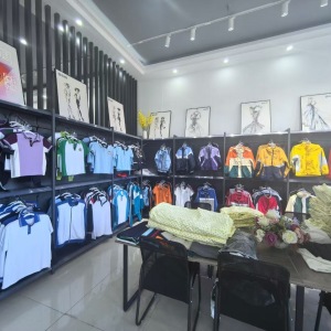 鑫格兰斯顿服饰有限公司