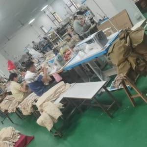 东莞常平力升制衣厂