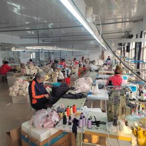 诸城市圣杰服饰有限公司