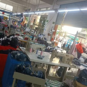 石城鸿瑞服饰有限公司