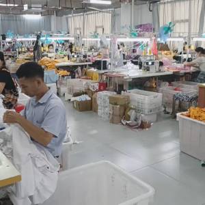 寻乌县英煌制衣厂