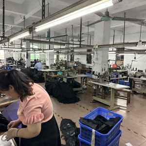 广州市楚韵服装有限公司