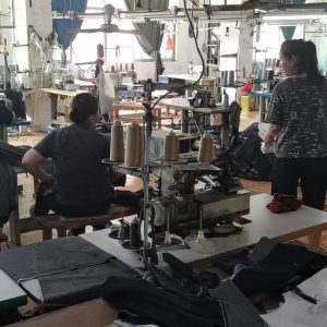 中山市裕晟牛仔制衣厂